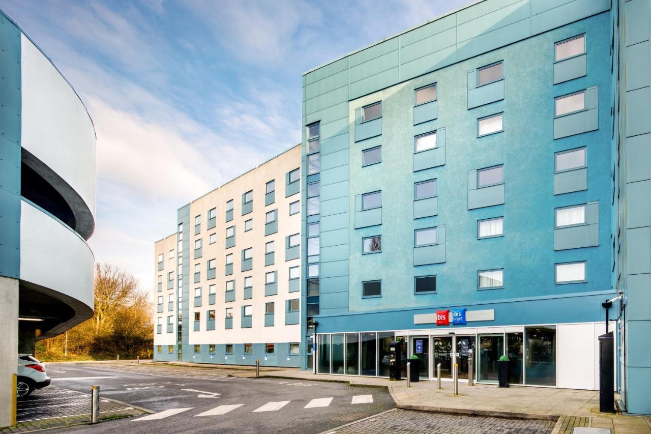 Ibis London Heathrow Terminal 5 Otel Hillingdon Dış mekan fotoğraf